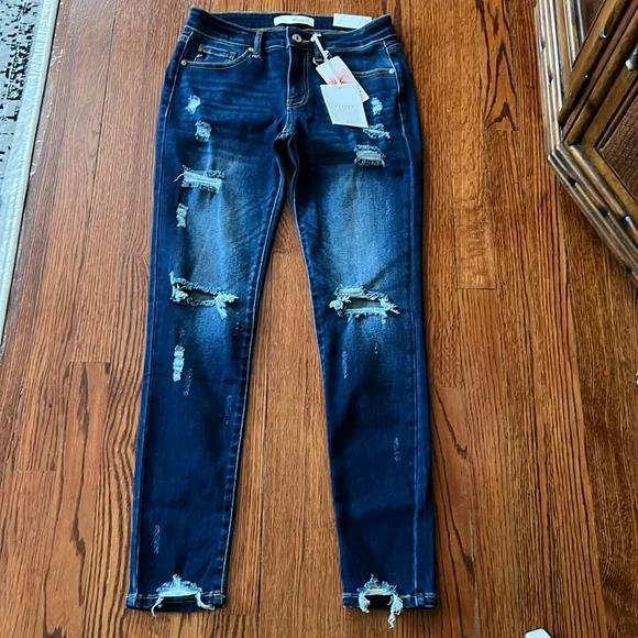 Kancan Kora Mid Rise Super Skinny jeans - Picture 4 of 9